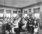 1913 School Classroom